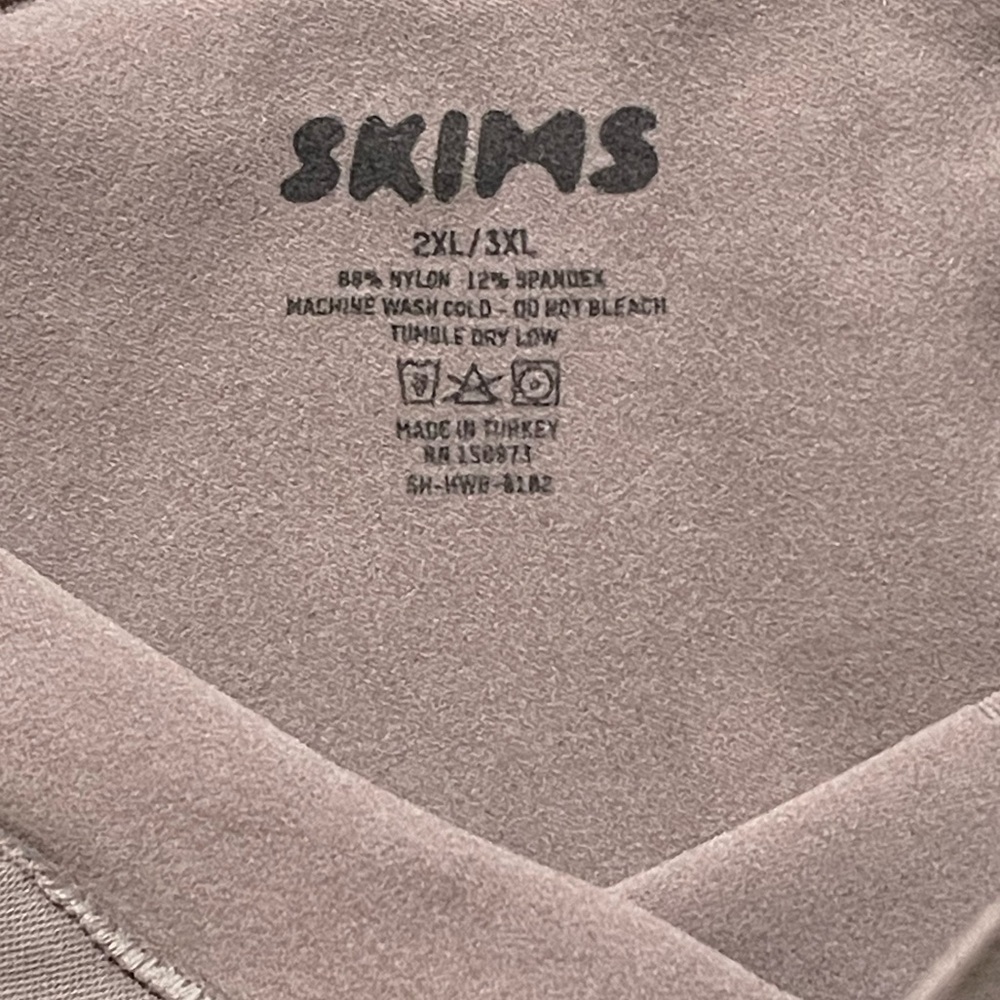 SKIMS SEAMLESS SCULPTING HIGH WAIST BRIEF IN UMBER NWOT IN 2X/3X - Picture 4 of 6